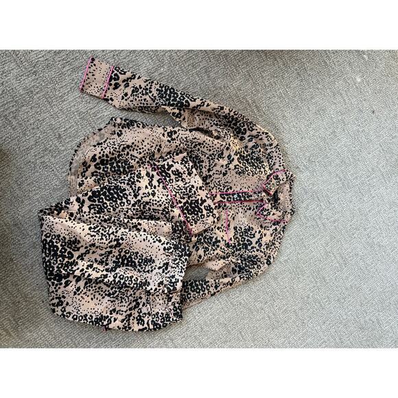 J crew cheetah linen cotton blend pants set with pink trim 
Top S pants 4 - Picture 1 of 9